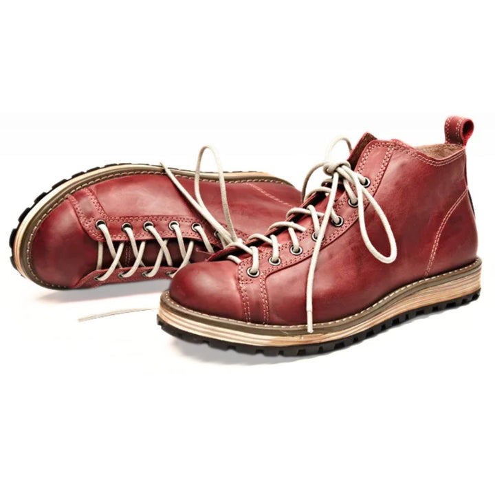 Stilvolle Unisex Trachten-Sneaker. Vielseitige Freizeitschuhe für Oktoberfest, Outdoor & Alltag.