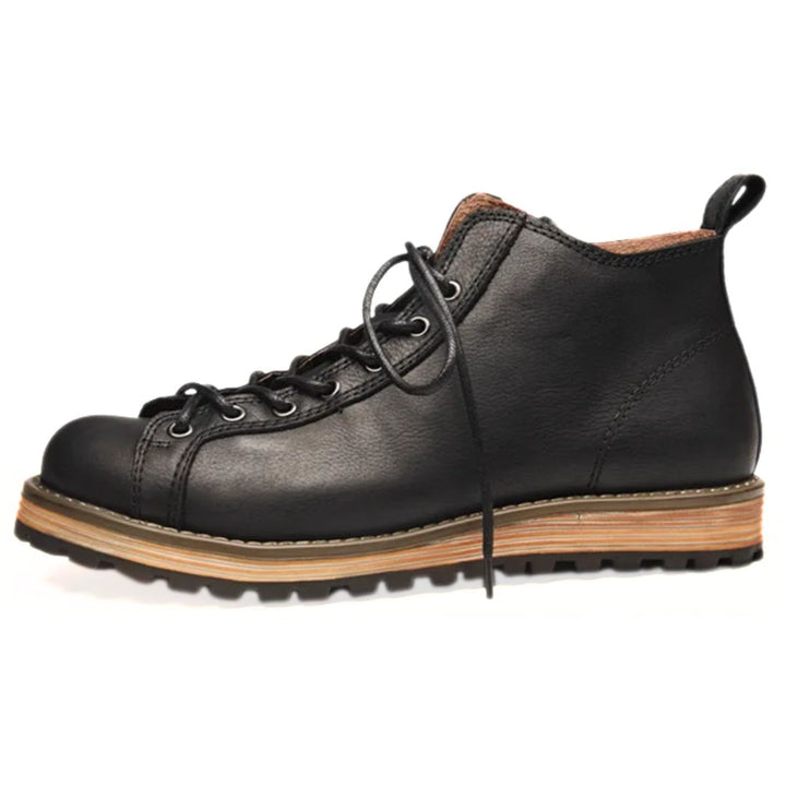 Bequeme Unisex Outdoor-Trachtenstiefel. Robuste Trekking-Sneakers für Abenteuer & lange Tage.