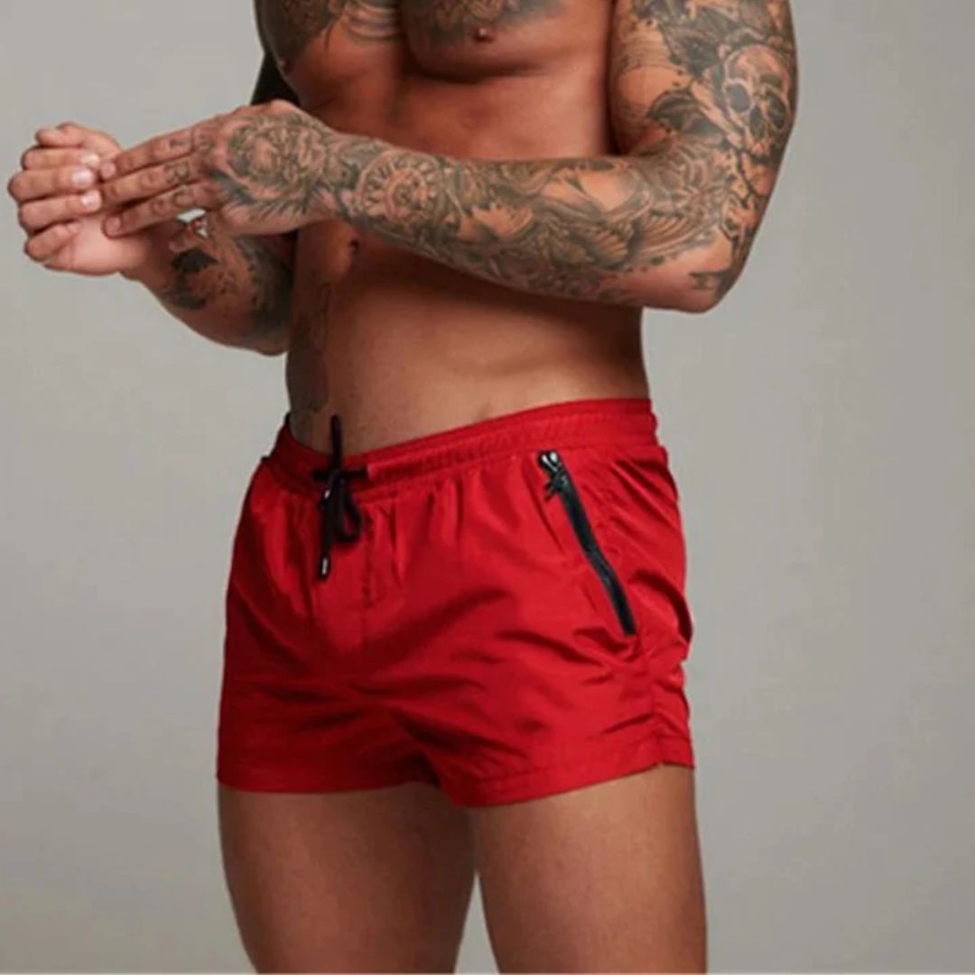 Vielseitige Herren Badehose für Urlaub, Strand & Pool, bietet Komfort & schnelles Trocknen nach dem Bad.