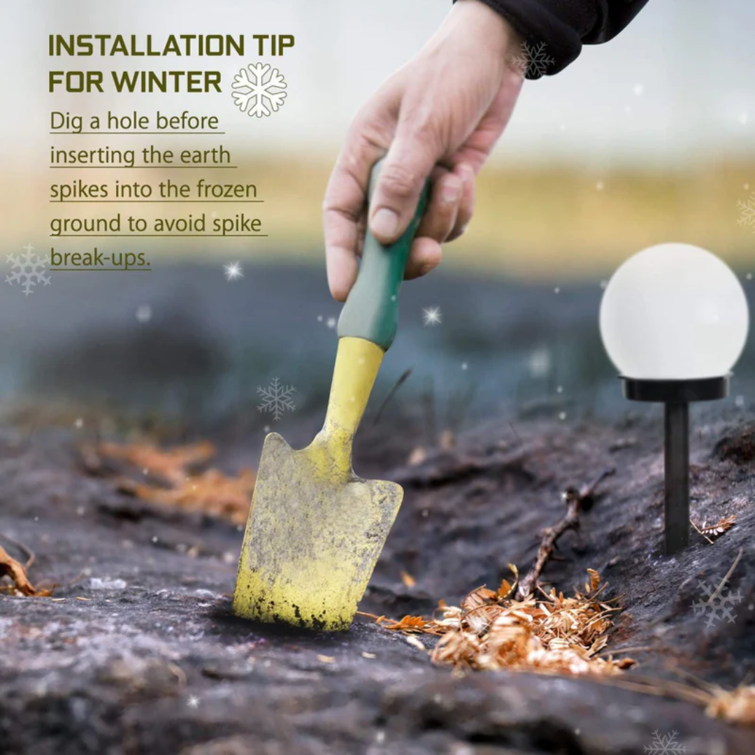 Solarbetriebene LED-Gartenlampen im 3er-Set, wasserdicht & ideal als Dekolicht im Außenbereich.