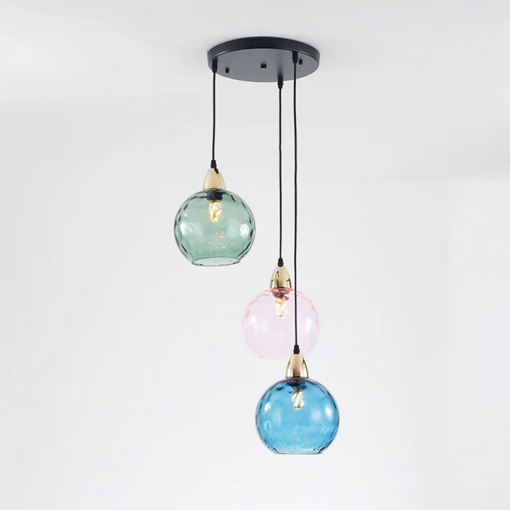 Elegante 3-flammige LED Clusterlampe aus Glas. Perfekt für Esszimmer & stilvolle Innenbeleuchtung.
