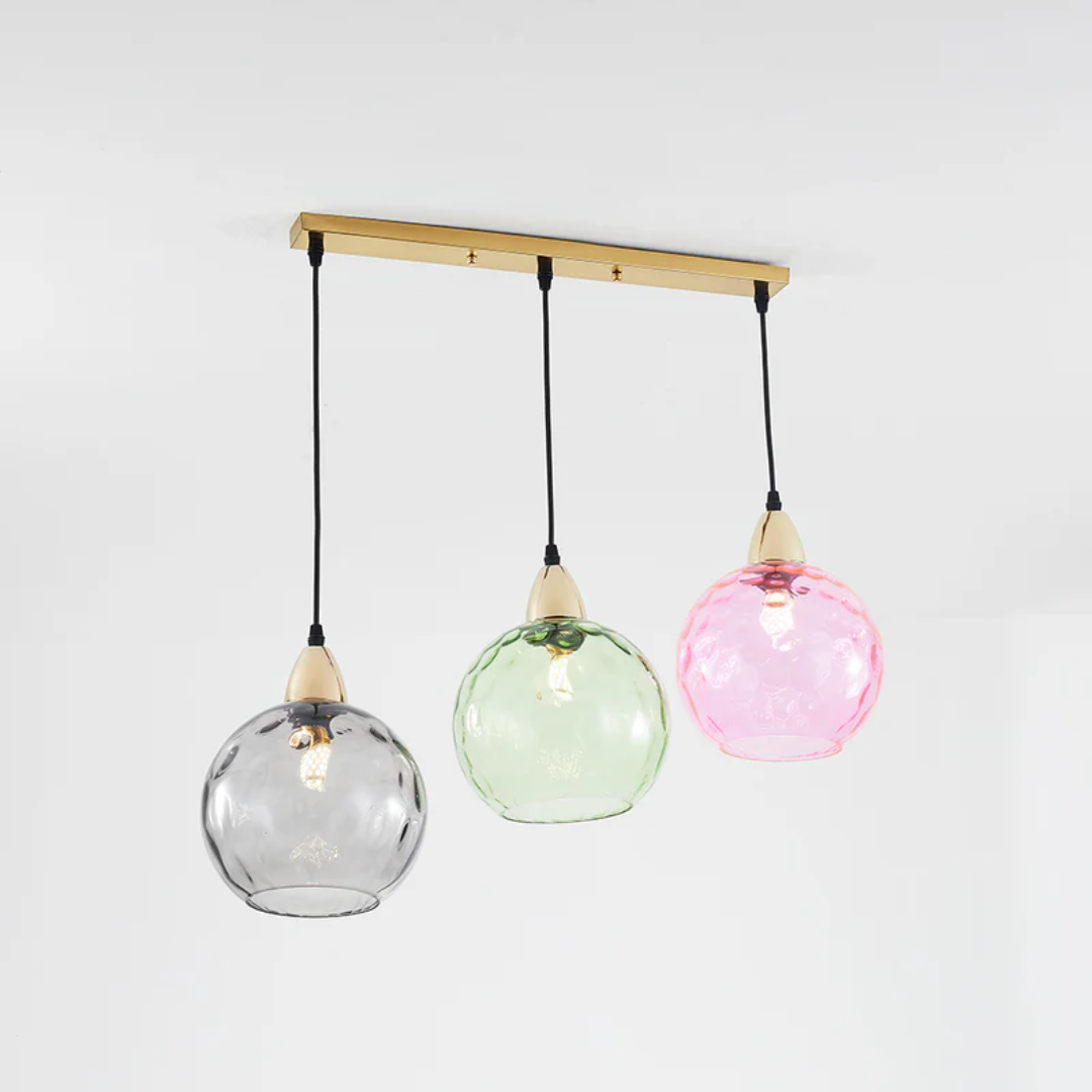 Dekorative 3-flammige Cluster Pendelleuchte aus Glas mit LED. Chic für Ihr Zuhause.