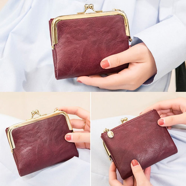 Rückseite der eleganten Vintage Damen Geldbörse mit Kussverschluss, schlichtes und ansprechendes Design.