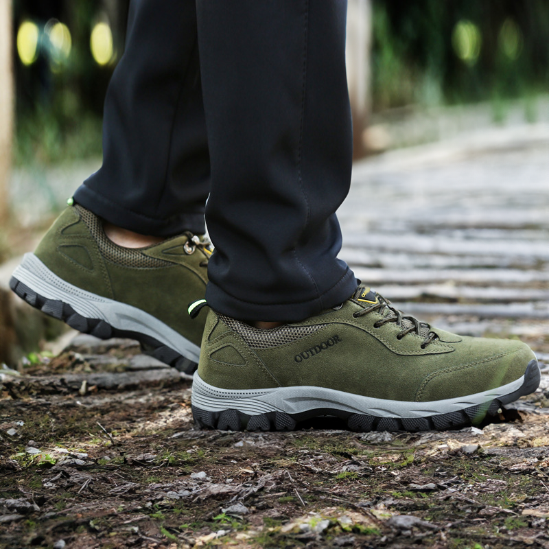 Wasserabweisende Herren Wanderschuhe, mit orthopädischem Design für maximalen Komfort & Schmerzlinderung.