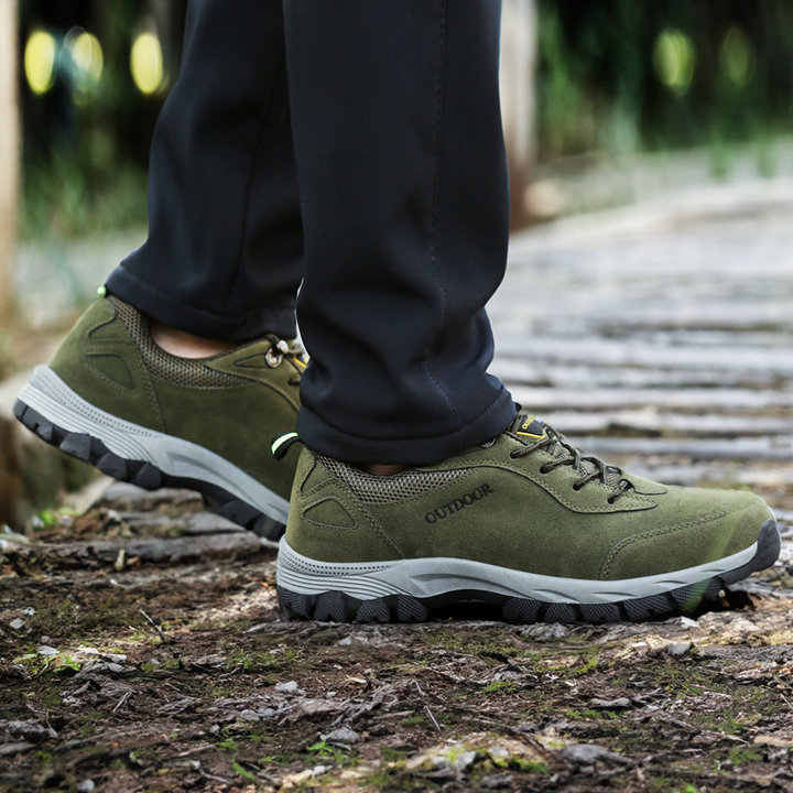 Wasserabweisende Herren Wanderschuhe, mit orthopädischem Design für maximalen Komfort & Schmerzlinderung.