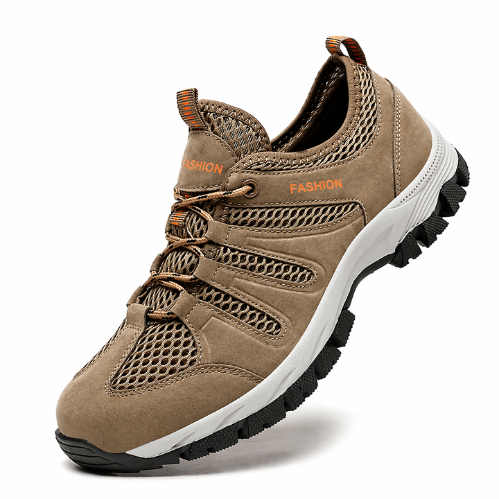 Seitliche Ansicht der Damen Wander- & Trekkingschuhe, dämpfend und stabil, ideal für lange Touren.