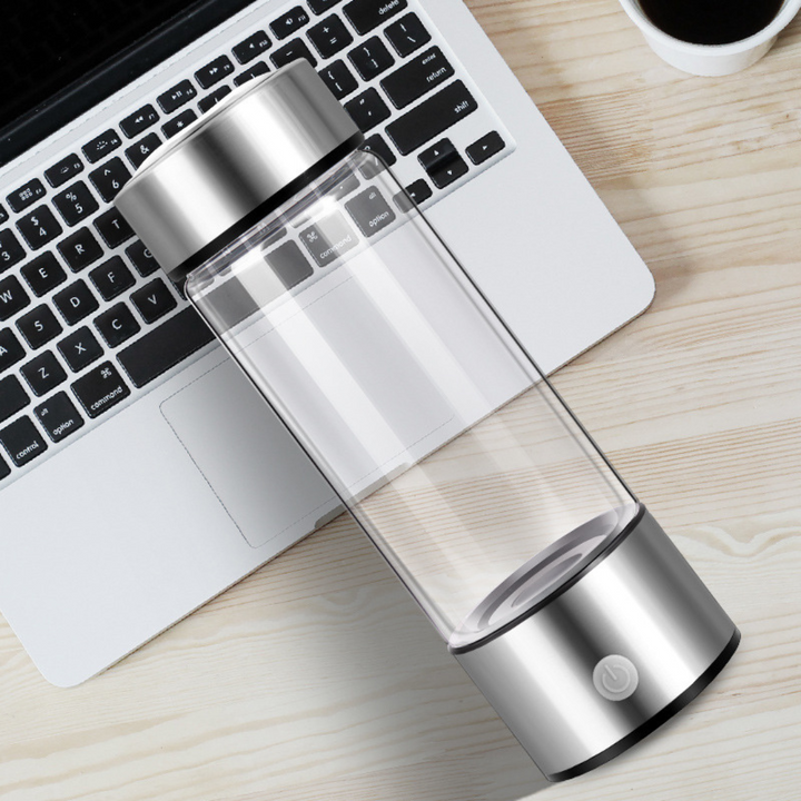 Trinkflasche mit Wasserstoff. Antioxidatives Wasser für mehr Energie, Gesundheit & Wellness.