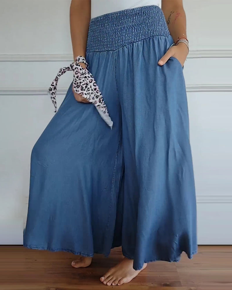Lässige Boho-Hose für Damen, weites Bein und fließender Stoff. Ideal für Sommer, Urlaub & entspannte Freizeit-Looks.