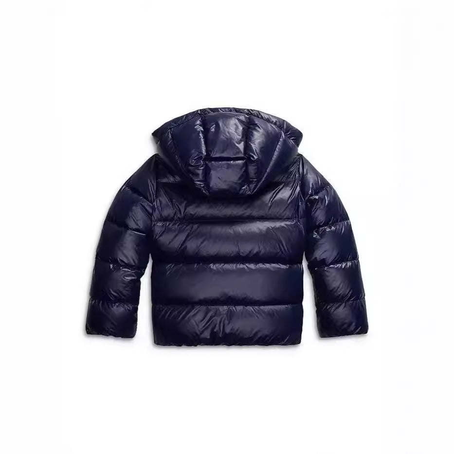 Modische schwarze Damen Steppjacke mit Kapuze, winddicht & bequem für optimalen Kälteschutz.
