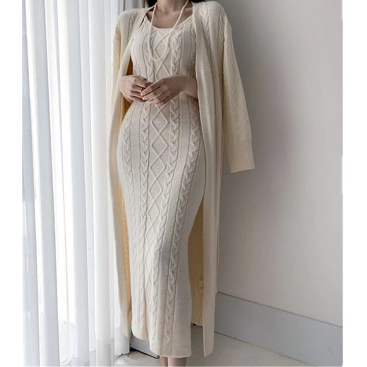 Damen Winterkleid & Strickjacke im 2-Teiler Look. Vielseitig kombinierbar für jeden Anlass.