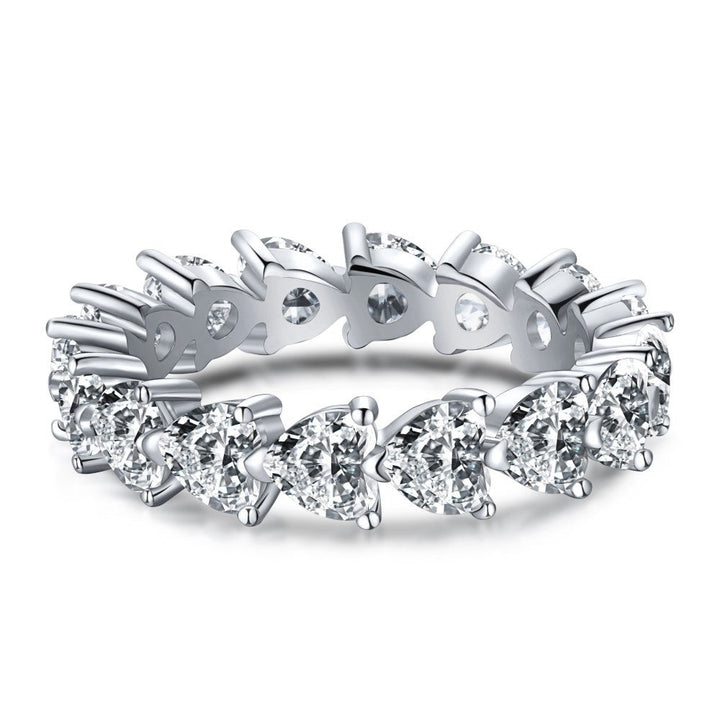Blauer Saphir Edelstein im eleganten Damen Herzring, ein zeitloses Schmuckstück aus Silber.