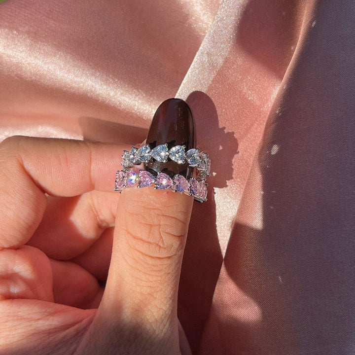Funkelnder Saphir Herzring für Damen, ein eleganter Silberring, der Schönheit und Romantik verbindet.