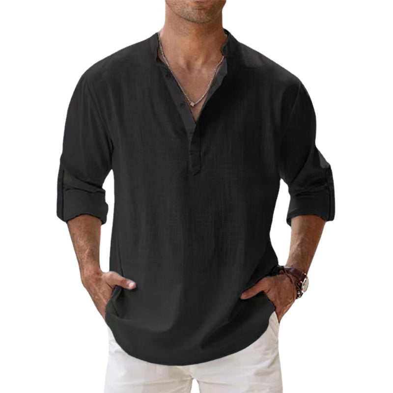 Stylisches Herren Henley Langarmshirt, vielseitig kombinierbar. Perfekt für lässige Sommer-Outfits.