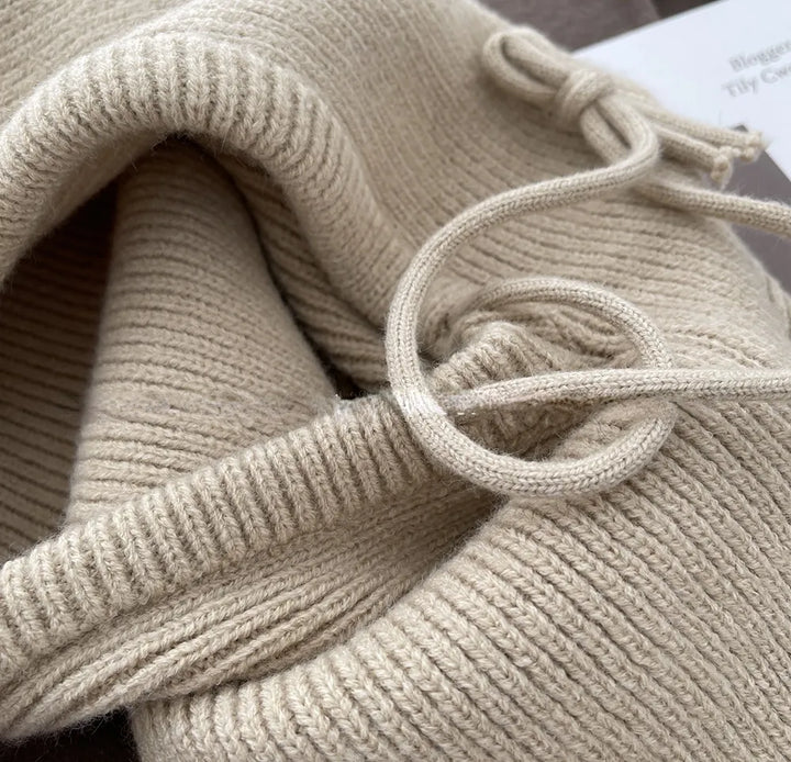 Kuscheliger Unisex Kapuzen-Halswärmer; stylischer Kälteschutz für Damen und Herren im Winter.