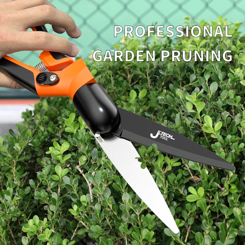 Gartenwerkzeug mit innovativem 360° Drehgriff. Diese Gartenschere ermöglicht ermüdungsfreies Arbeiten im Garten.
