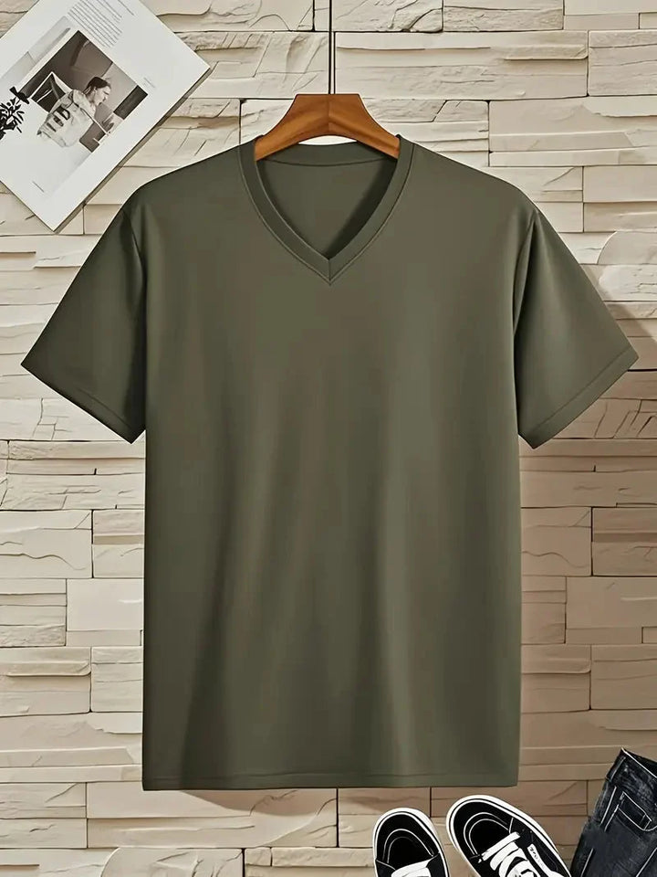 Vielseitiges Basic Herren T-Shirt, V-Ausschnitt Slim Fit Kurzarm, für jede Garderobe.