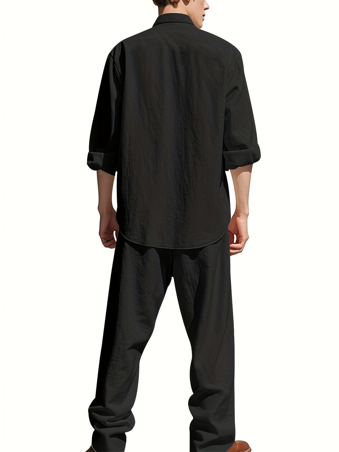 Urlaubs-Outfit für Herren: Leichtes Stehkragen Hemd & atmungsaktive Relaxed Hose.
