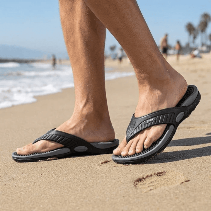 Bequeme Herren Slides, atmungsaktiv & schnelltrocknend. Ideal als Freizeitschuh für den Sommer.