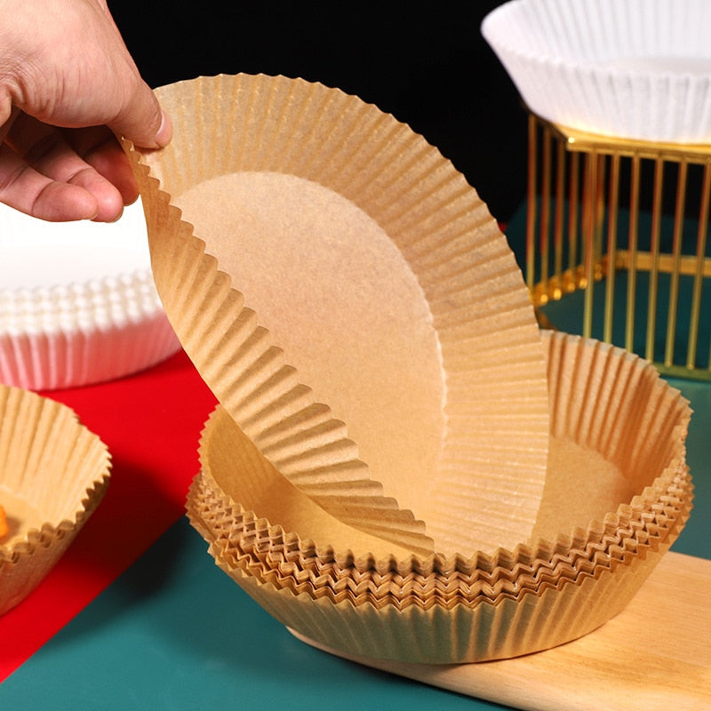 Saubere Heißluftfritteuse: Antihaft Backpapier-Einlagen für mühelose Reinigung & gesünderes Kochen.
