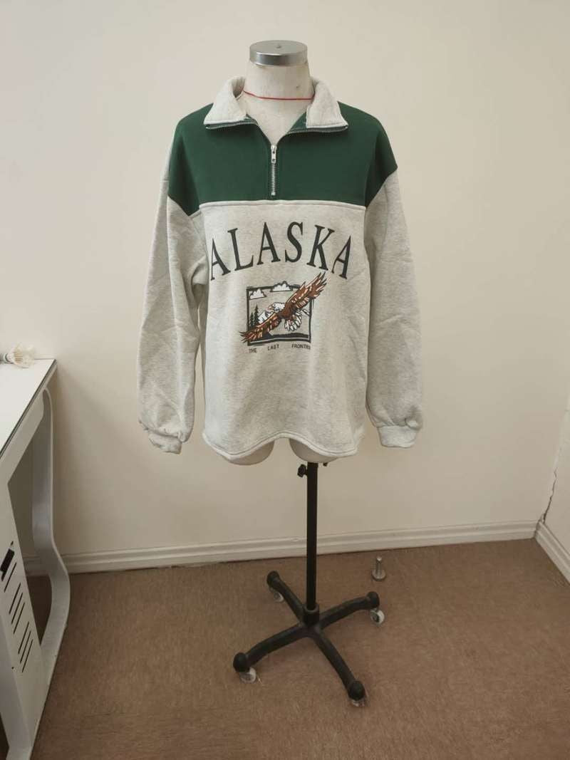 Modischer Damen Oversized Hoodie in Übergröße. Bequemer Louisa Sweatshirt, perfekt für Herbst- & Wintermode.