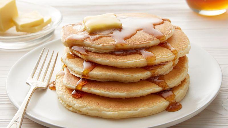 Nahaufnahme der robusten Silikon-Pfannkuchenform mit 7 Mulden und langlebiger Antihaft-Oberfläche.