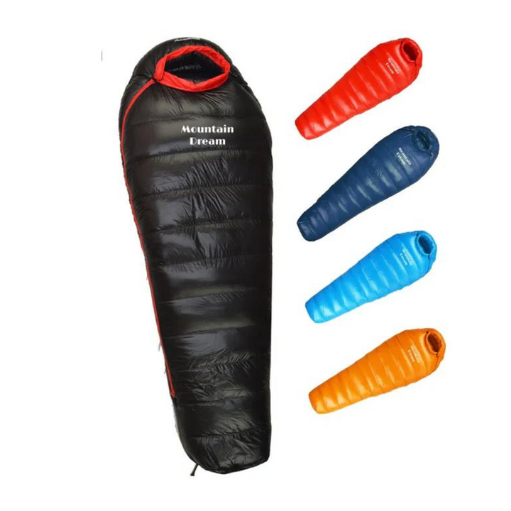Person im ArcticNest Winterschlafsack in winterlicher Landschaft, für warme Nächte bei extremen Temperaturen.