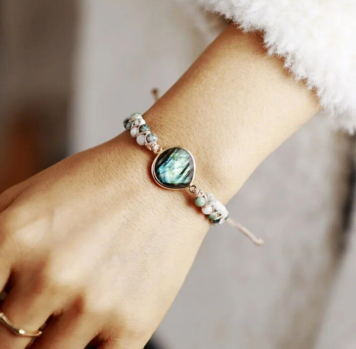 Handgefertigtes Naturstein Armband, geflochtenes Manschettenarmband. Passt zu Damen & Herren, langlebiger Schmuck.