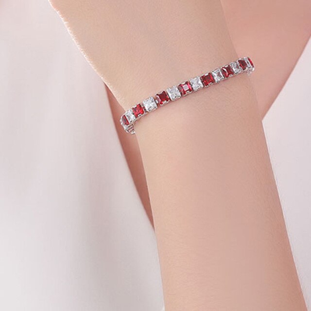 Glänzendes Unisex Armband, funkelnd mit Zirkonia; perfektes Geschenk und Mode-Accessoire.