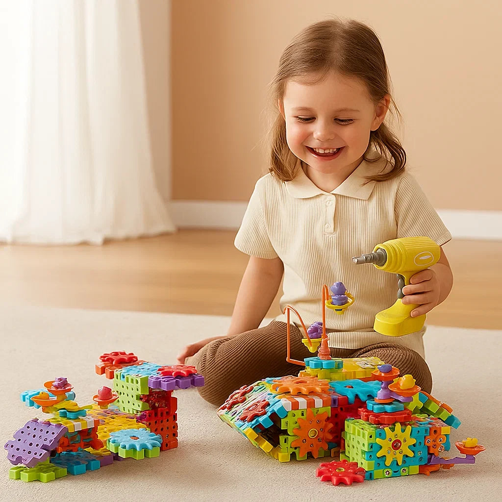 Mehrere Teile des Montessori 3D Zahnrad & Puzzle Sets für Kinder. Buntes Lernspielzeug für logisches Denken.