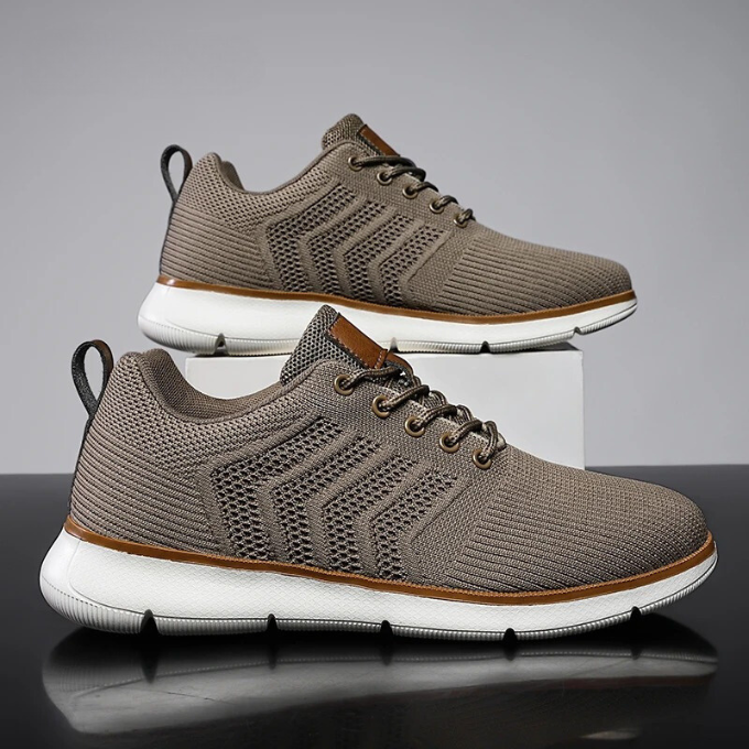 Atmungsaktive Herren Sneaker in Grau für hohen Komfort und Alltagsmode. Perfekt für Freizeit und Sport.