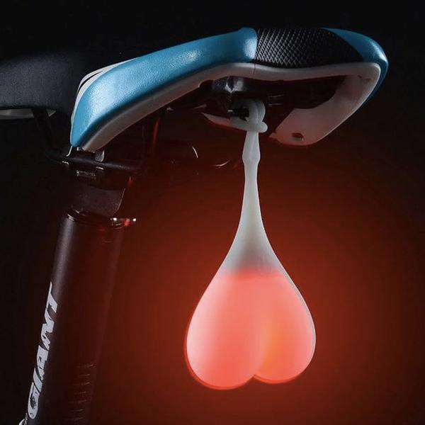 Praktisches LED-Fahrradrücklicht, unverzichtbares Fahrradzubehör für sichere Outdoor-Aktivitäten.