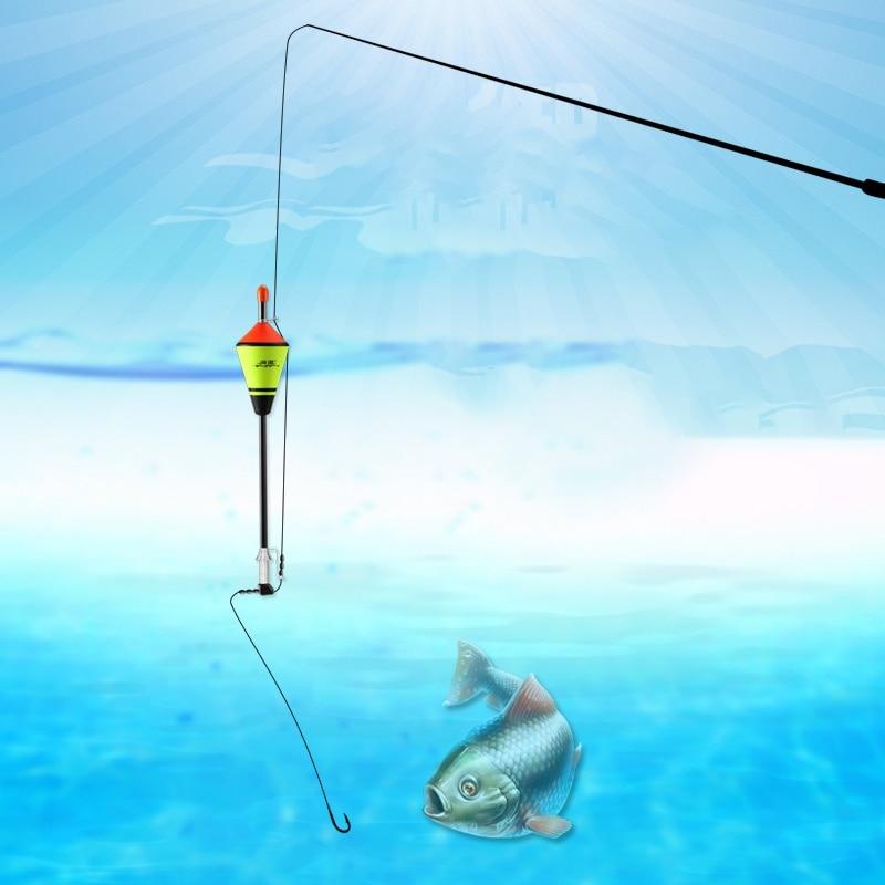 Nahaufnahme des automatischen Angelhakens, der Fische schnell und präzise fängt. Ideales Angelzubehör.