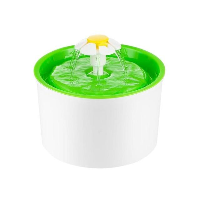 Moderner PP-Kunststoff-Trinkbrunnen für Haustiere, automatische Wasserquelle für frische Hydration.