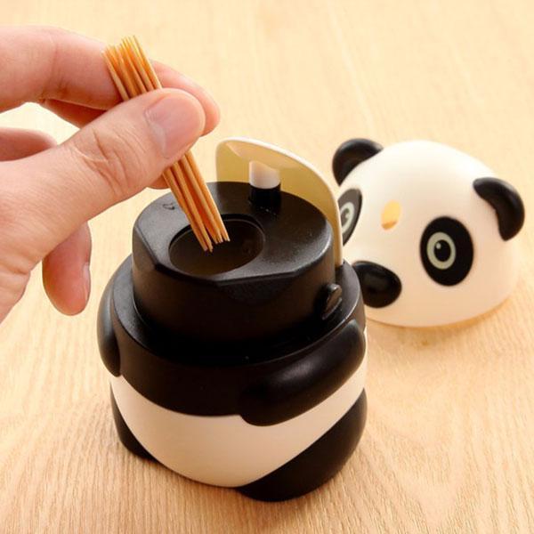 Origineller Panda Zahnstocher-Spender mit automatischer Funktion für praktischen & hygienischen Gebrauch.