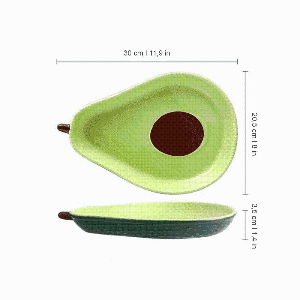 Komplette Tischdeko mit fröhlichem Avocado Keramik Geschirr, grüne Servierplatten & Schüsseln, sehr einladend.