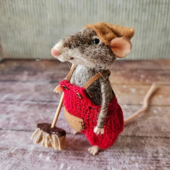 Kleine, handgefilzte Maus, perfekte Deko für Regale oder Schreibtische, ein einzigartiges Kunsthandwerk.
