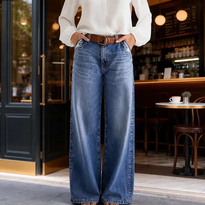 Bequeme blaue Damen Wide-Leg Jeans mit hohem Bund, schmeichelhafte Silhouette im Vintage-Stil.