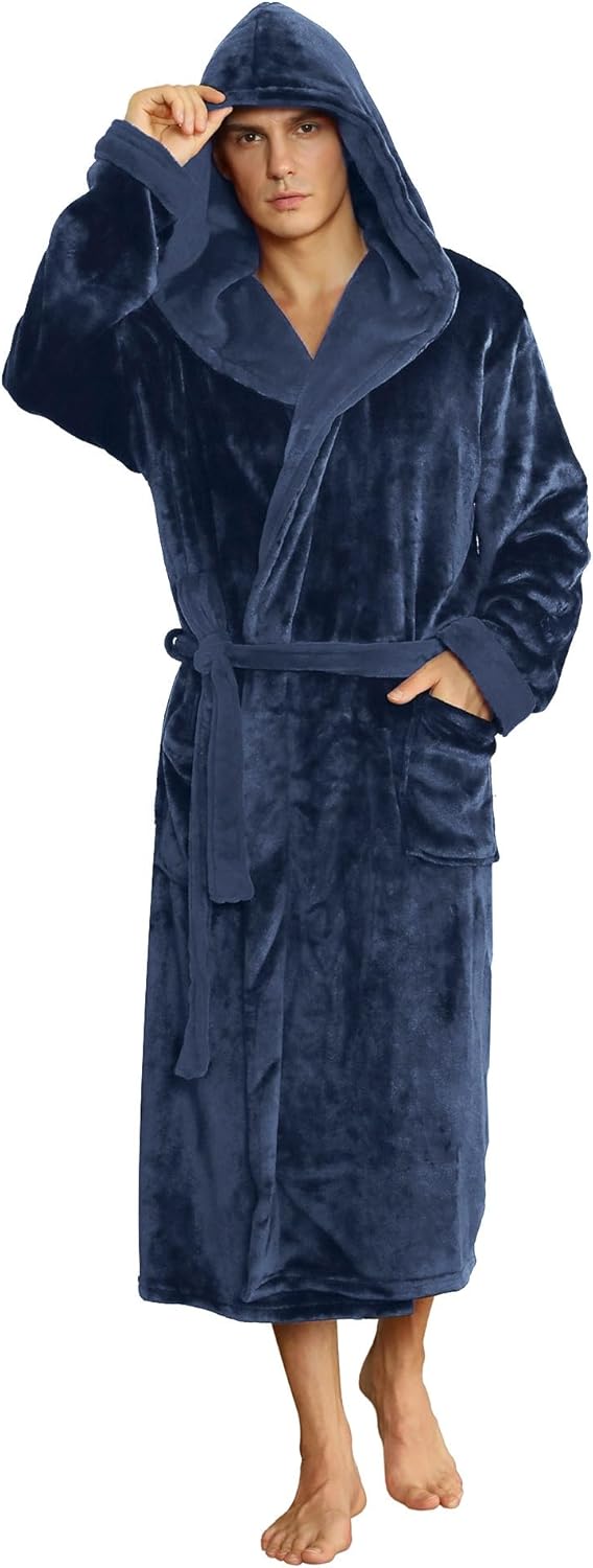 Moderner Herren Winter Kapuzenbademantel, stilvoll und super kuschelig.