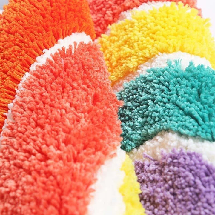 Rutschfeste Badezimmermatte: Lebendiges Regenbogen-Muster. Sichert Komfort und Stil in jedem Haushalt.