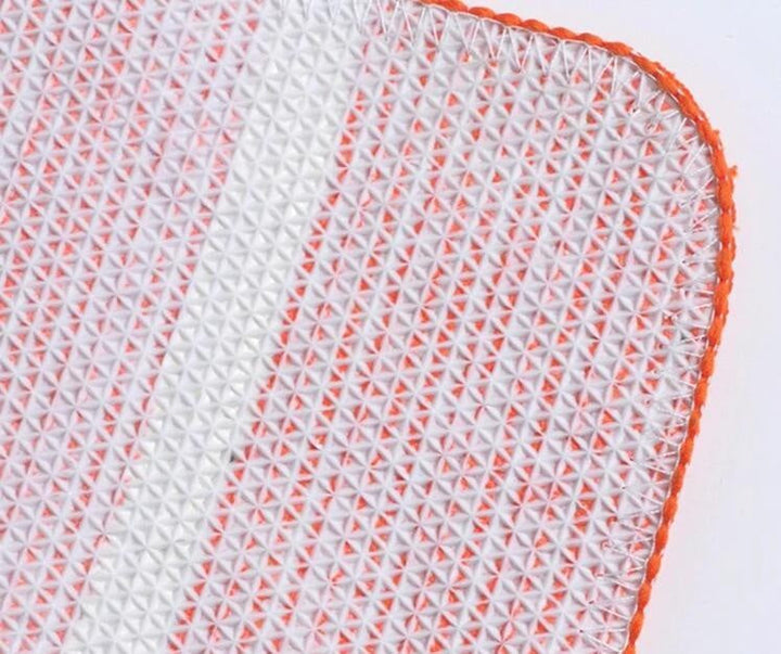Farbenfroher Regenbogen Badematte: Stilvolles Badaccessoire. Saugfähig und rutschfest für ein lebendiges Bad.