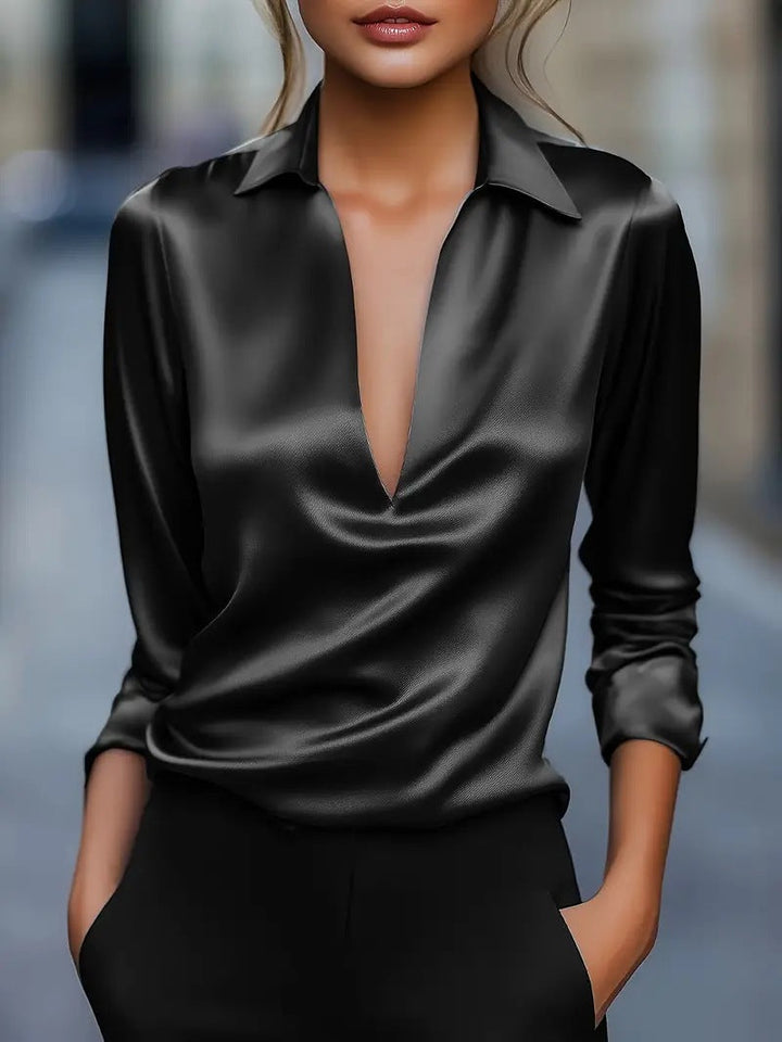 Vielseitige Damen Satinbluse mit V-Ausschnitt. Perfektes Langarm-Top für Businessmode und Casual-Looks.