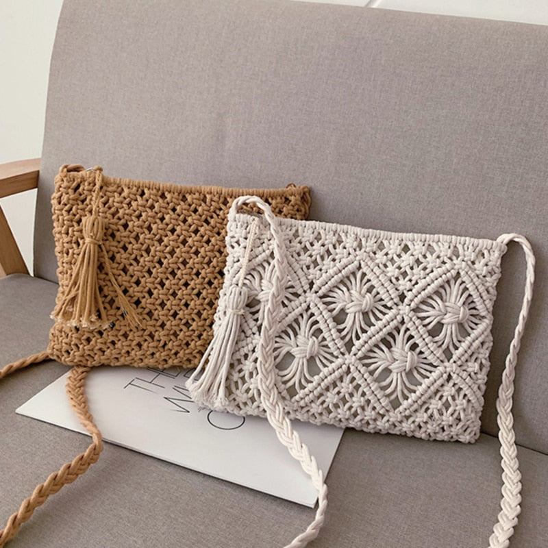 Elegante beige gewebte Damentasche, vielseitige Umhängetasche als stilvolles Accessoire.