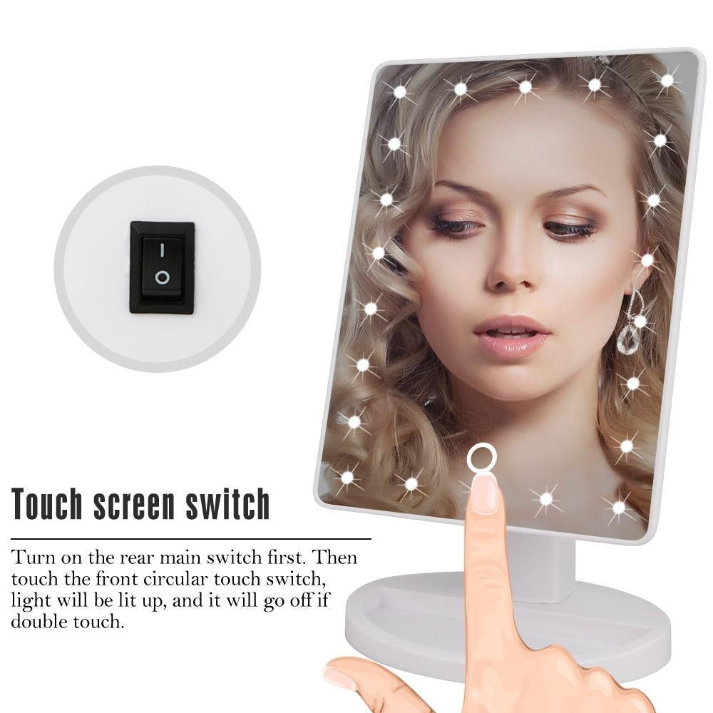 Modernes LED-Spiegel für Make-up, mit starker 10X Vergrößerung für höchste Präzision.