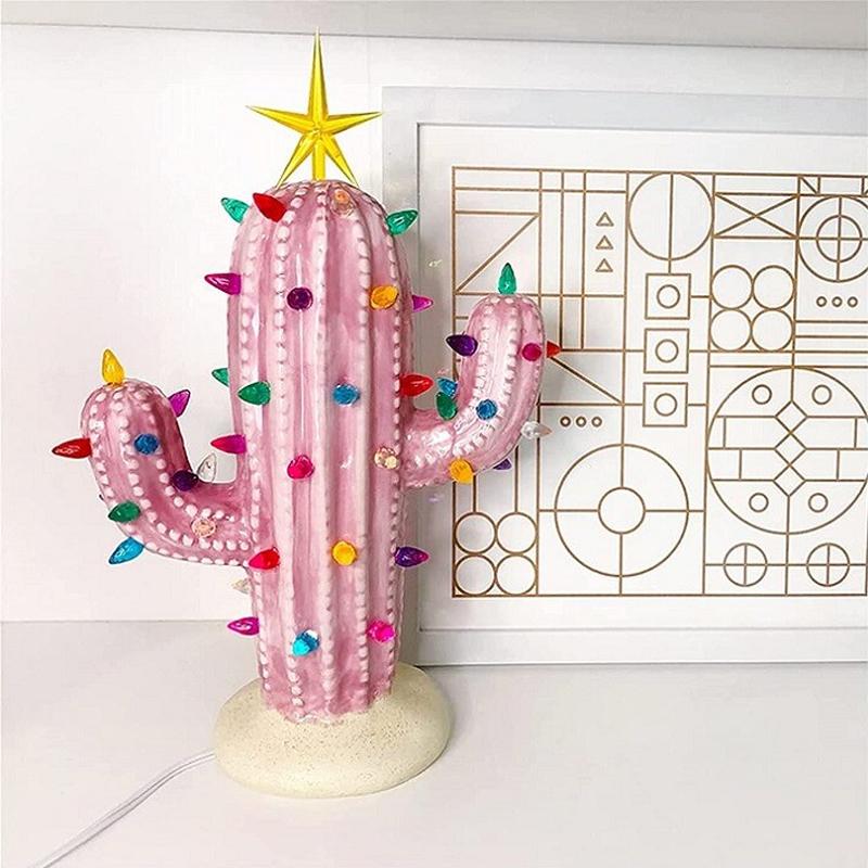 Vintage beleuchteter Kaktus: festliche Weihnachtsdekoration & Geschenkidee.