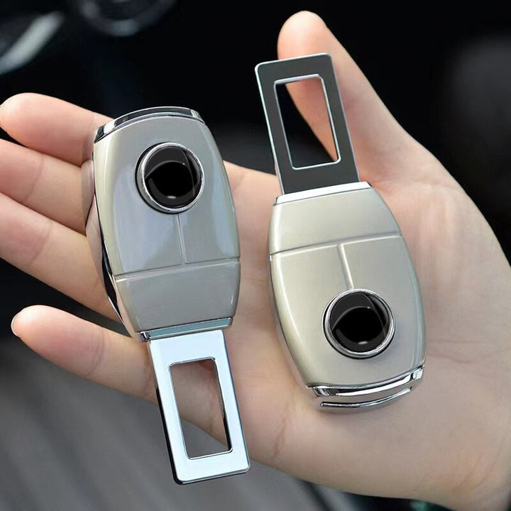 Gurtclip BeltLock für bequemes Autofahren. Verhindert Gurtzwang & erhöht den Komfort beim Fahren.