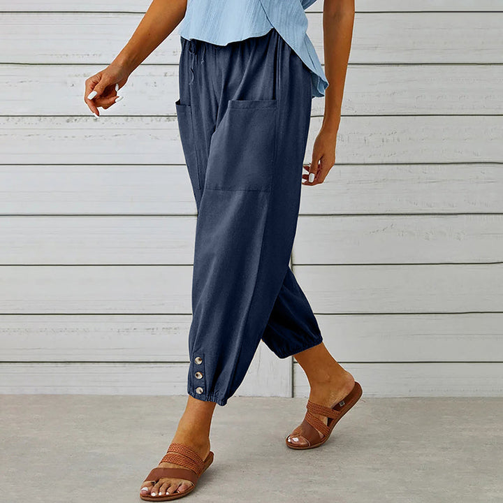 Bequeme Damen 7/8-Hose, locker geschnitten, mit Kordelzug und Taschen. Ideal für Freizeit im Frühling & Sommer.