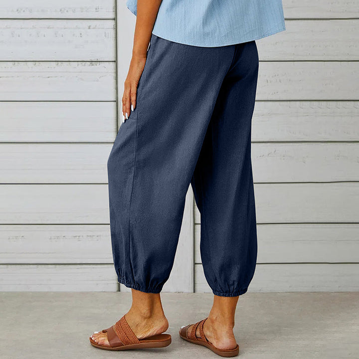 Stilvolle, vielseitige Damen 7/8-Hose, einfarbig. Lockerer Schnitt, mittelhoher Bund, für Frühling, Sommer, Herbst.