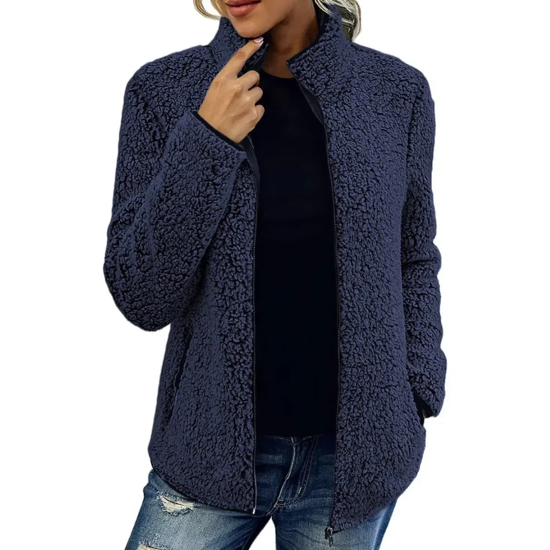 Damen Fleece-Weste "Petra" mit hohem Kragen. Kuschelige und bequeme Weste, ideal für kühle Übergangstage.