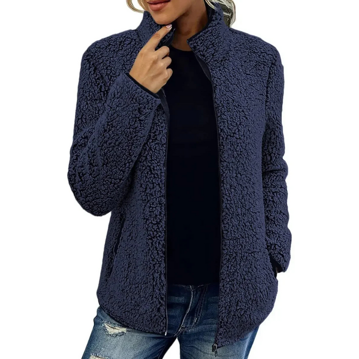 Damen Fleece-Weste "Petra" mit hohem Kragen. Kuschelige und bequeme Weste, ideal für kühle Übergangstage.