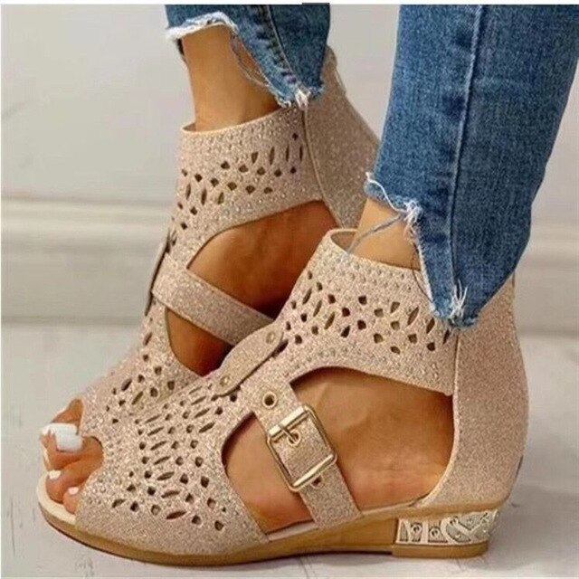 Stilvolle Damen Keilabsatz-Sandalen mit Glitzer & Reißverschluss, orthopädisch und bequem für den Sommer.